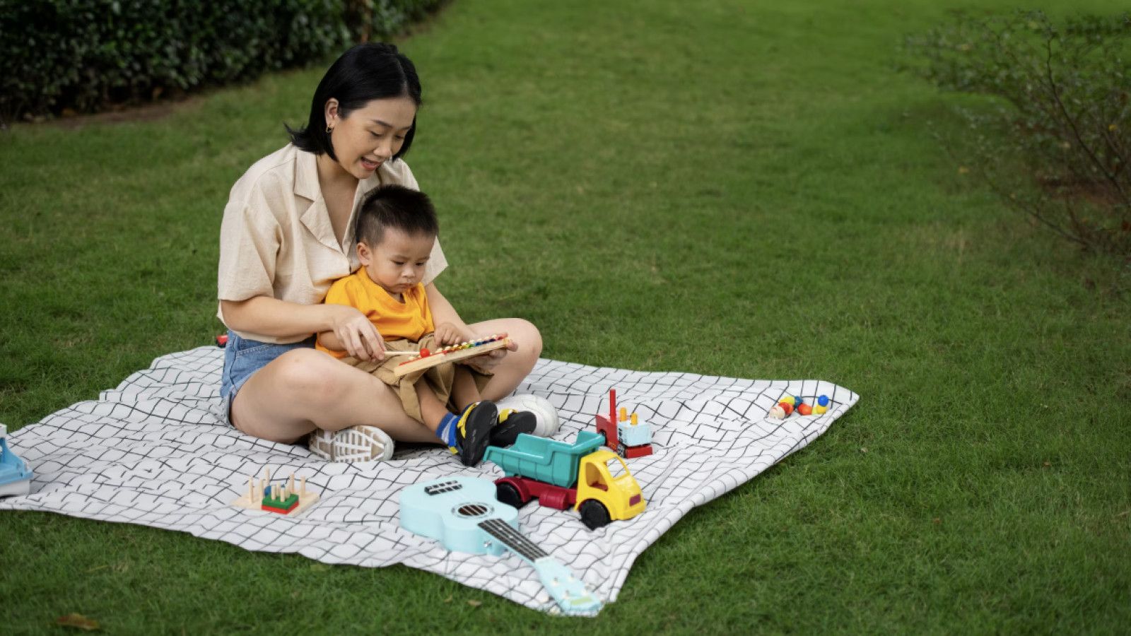 Membangun Fondasi Kesehatan Mental yang Kuat untuk Anak