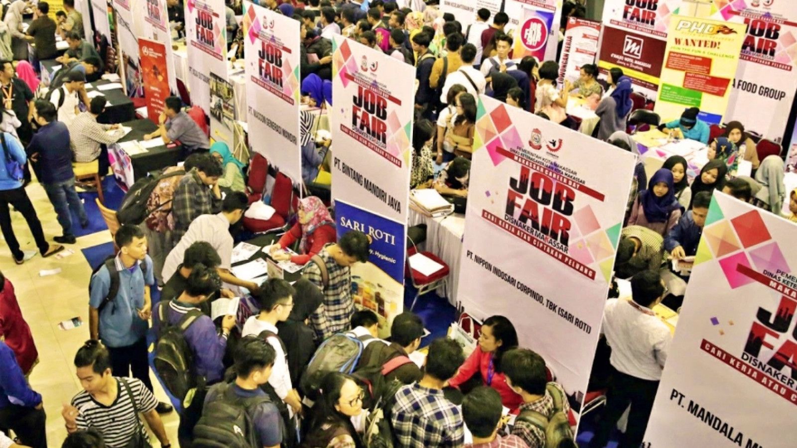 Penurunan Jumlah Pengangguran di Indonesia Tercatat 7,35 Juta per November 2025
