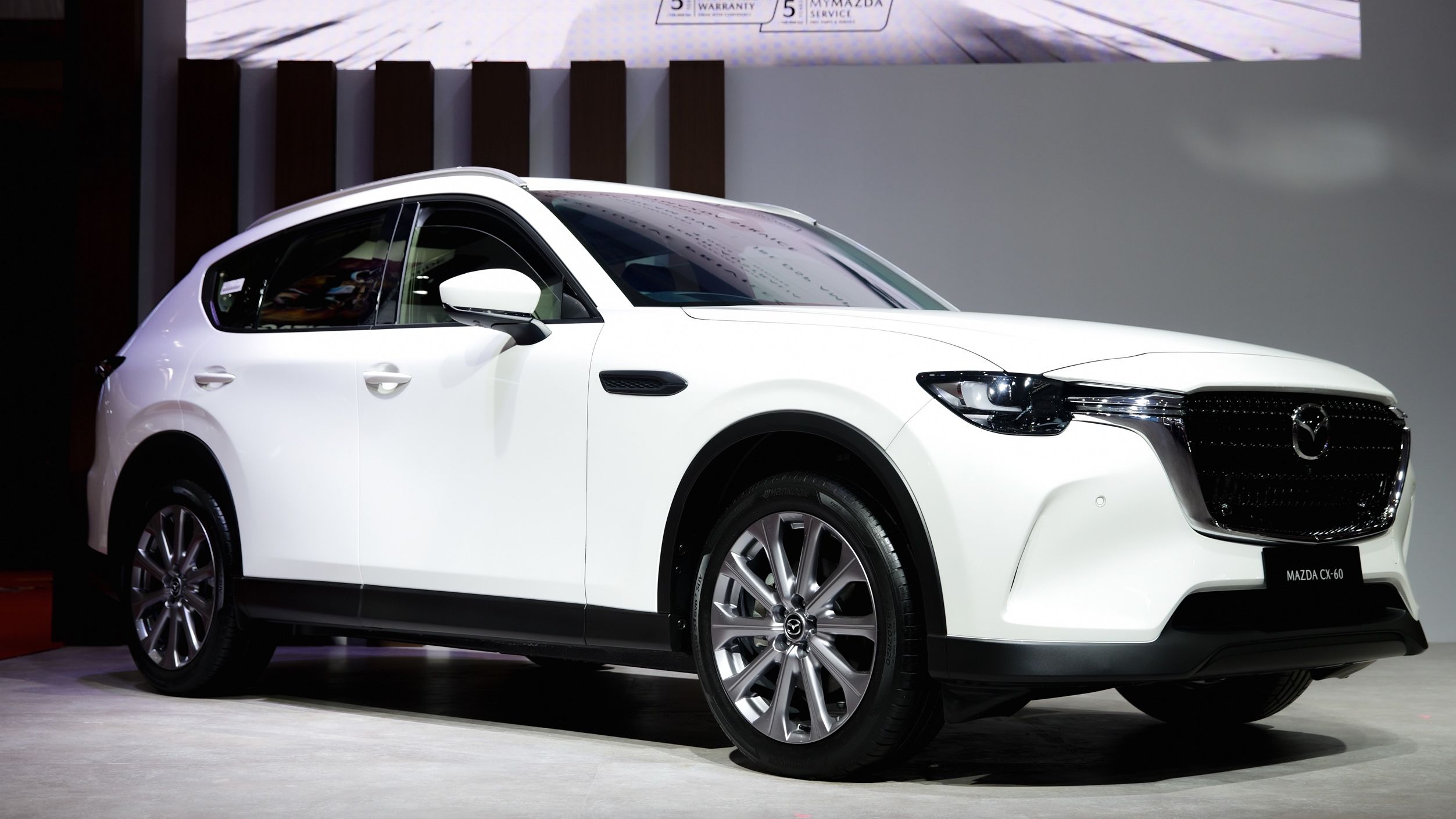 Mazda CX-60 Sport Tampil di IIMS 2026, SUV Premium Bermesin Hybrid Dibanderol Rp718,8 Juta
