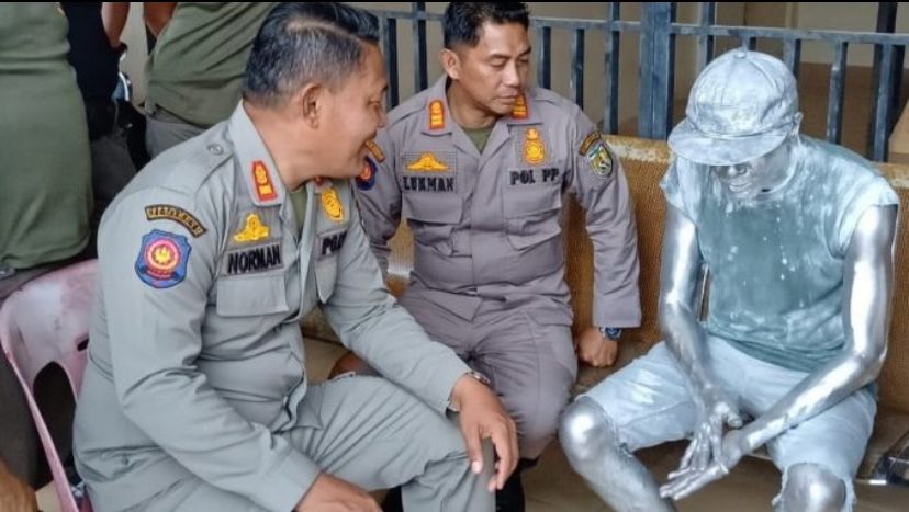 Manusia Silver Kembali Terjaring Razia Satpol PP WH di Banda Aceh