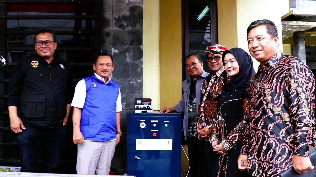 Teknologi Plasma Ozon Dikenalkan Pada Petani Temanggung Untuk Perlambat Pembusukan