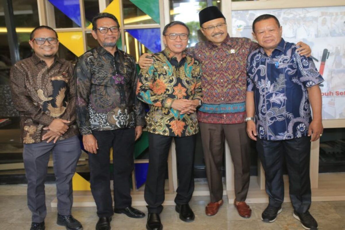 Bupati Halteng Audiensi dengan Mensos RI, Bahas Sekolah Rakyat dan Penyaluran Bansos