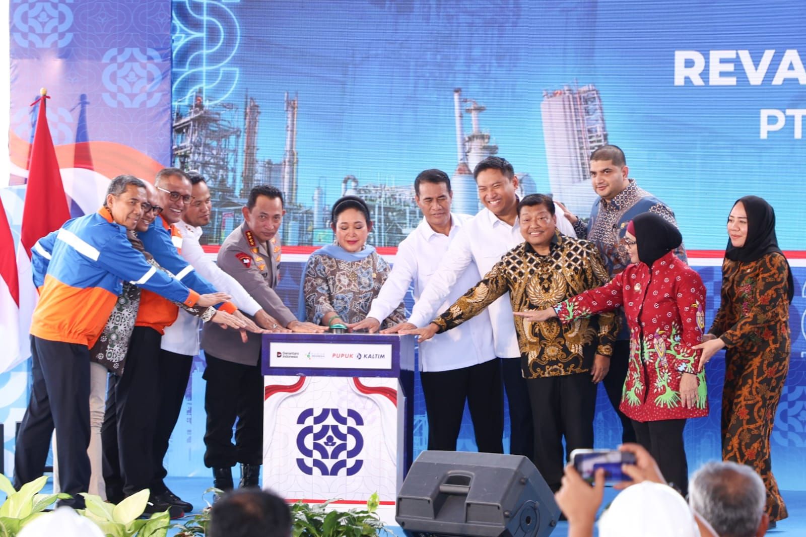 Intip Wajah Baru Pabrik Ammonia Terbesar di Indonesia