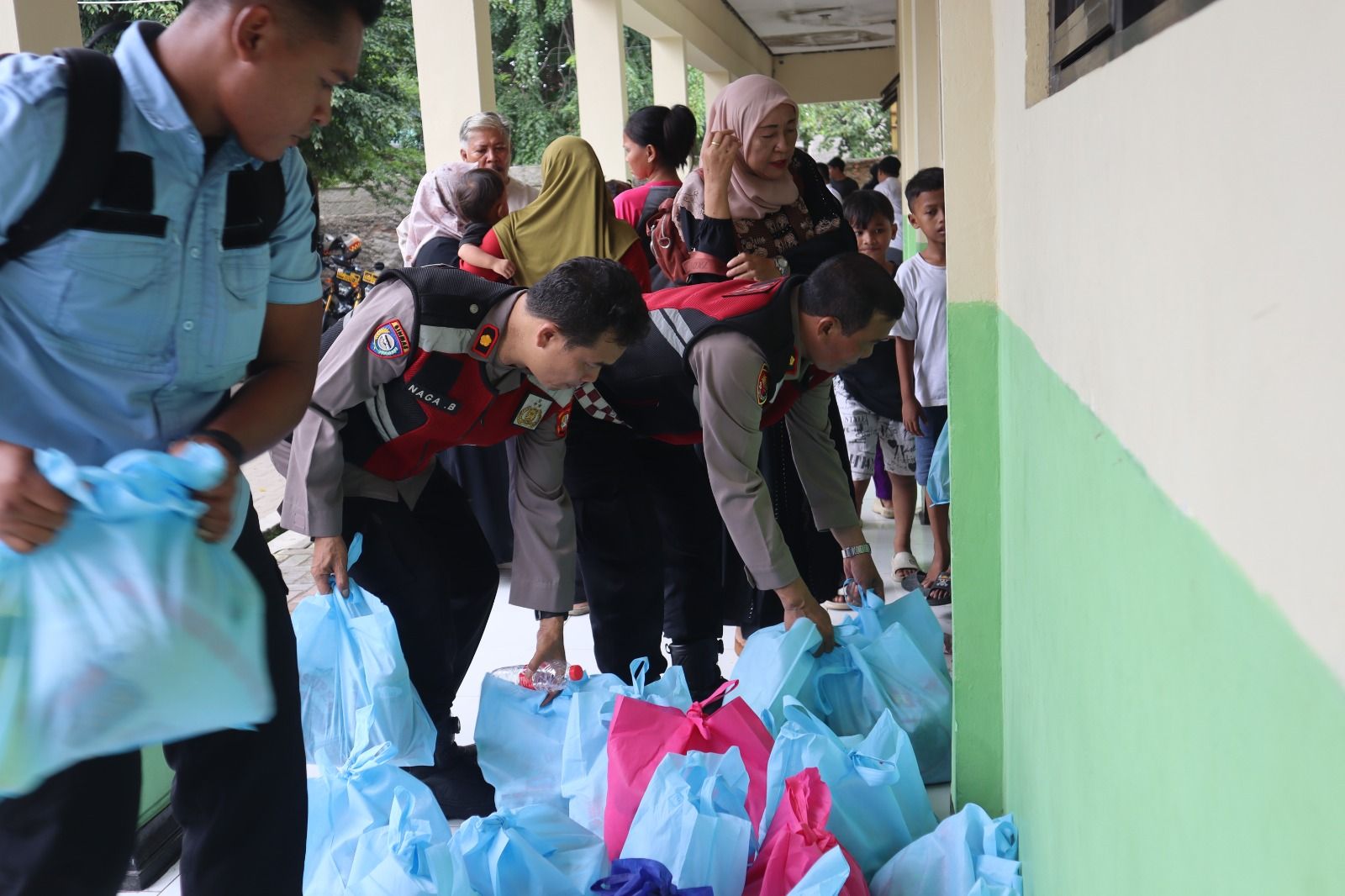 Polres Bekasi Terjun ke Kampung Kavling, Edukasi Bahaya Narkotika