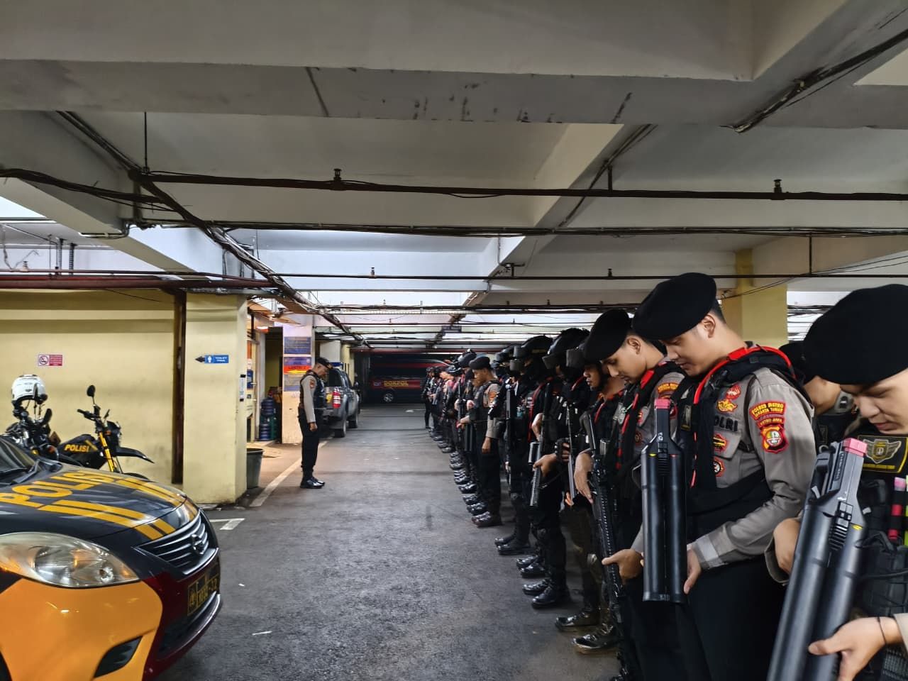 Sejumlah Remaja Bawa Sajam Digulung Polisi saat Patroli Gabungan di Jaktim