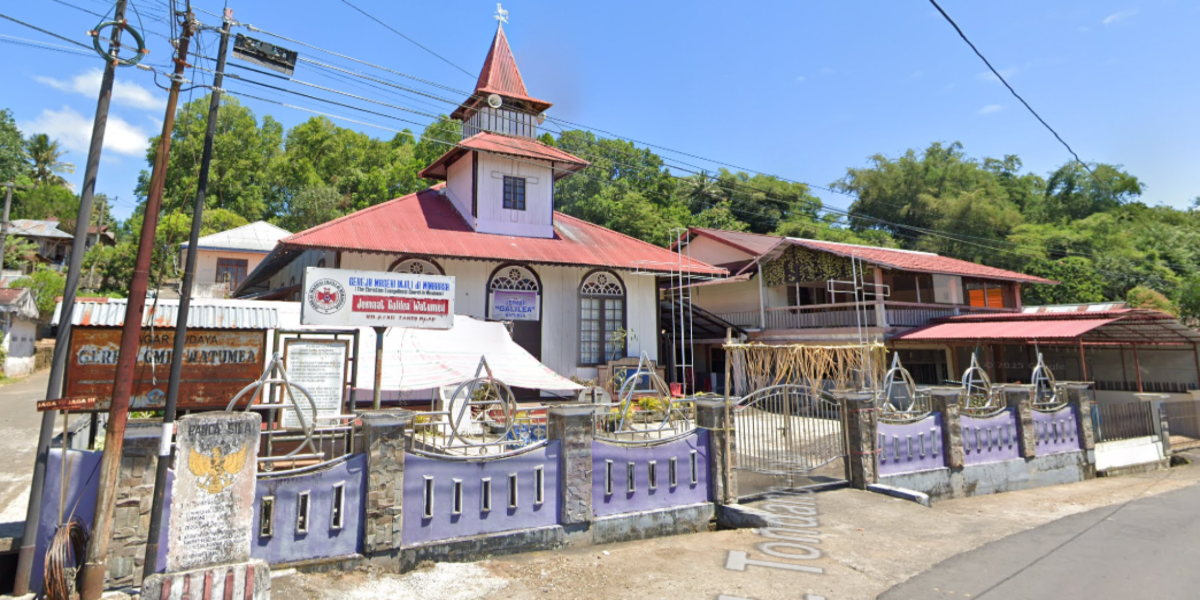 Gereja Watumea, Gereja TERTUA di Minahasa