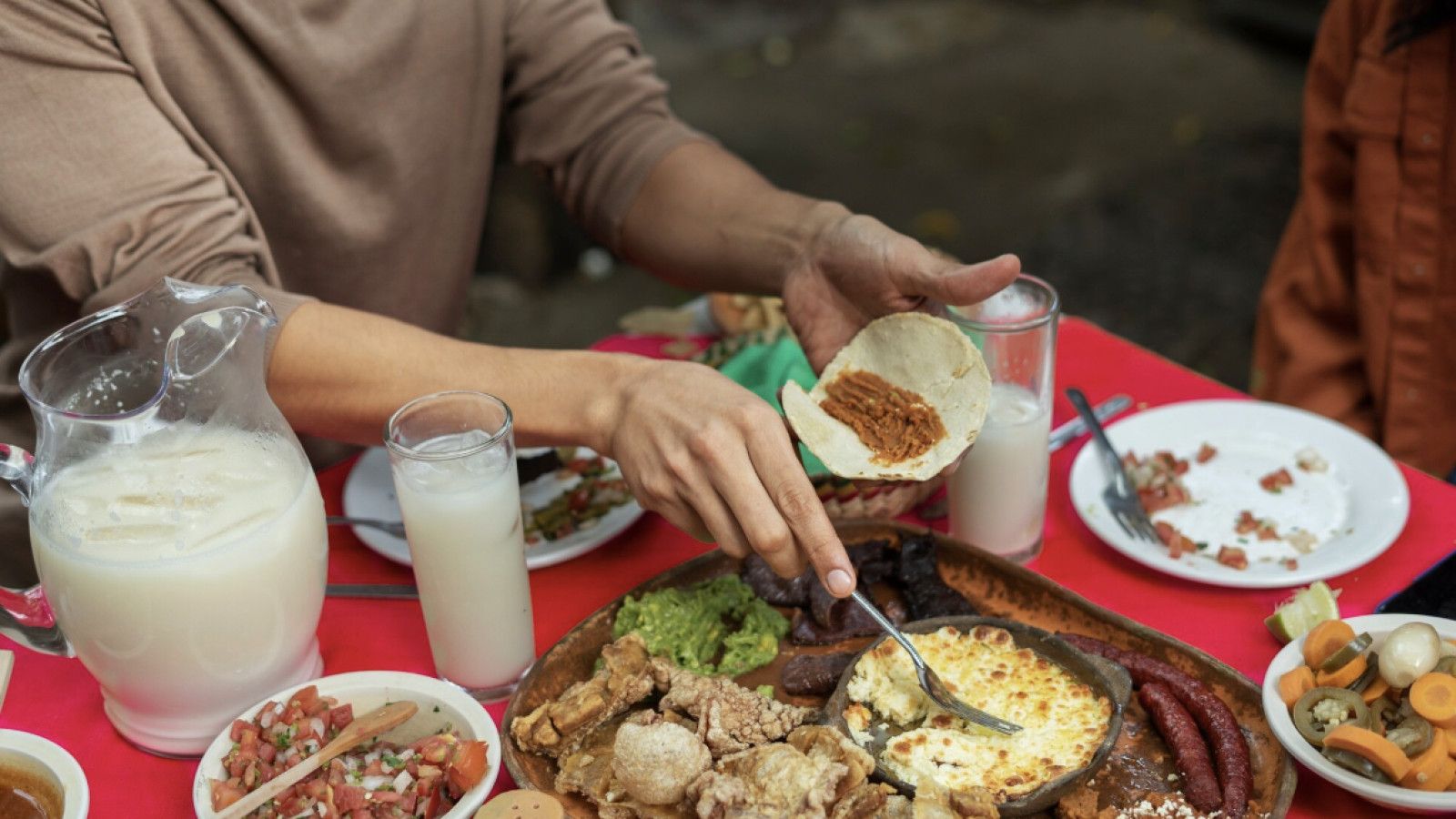 Trik Cerdas Sahur Agar Tidak Cepat Haus