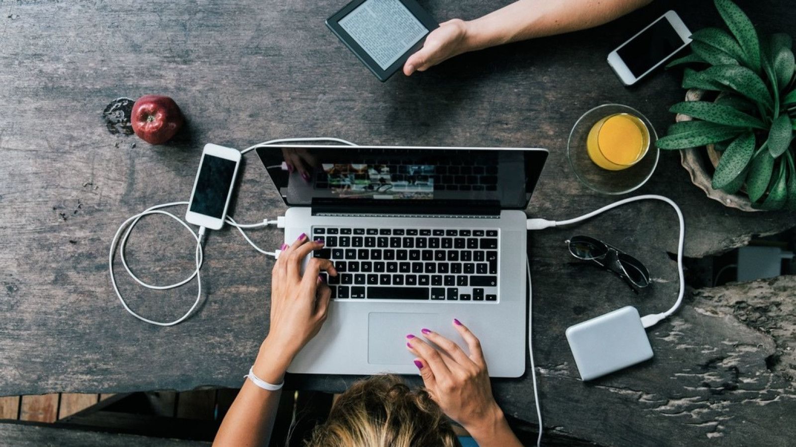 Tips Cerdas Menavigasi Kehidupan Digital Tanpa Mengorbankan Kualitas Hidup