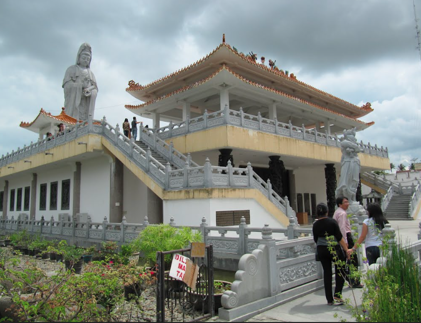 4 Vihara Umat Buddha di Sumatera Utara yang Paling Ramai Saat Imlek