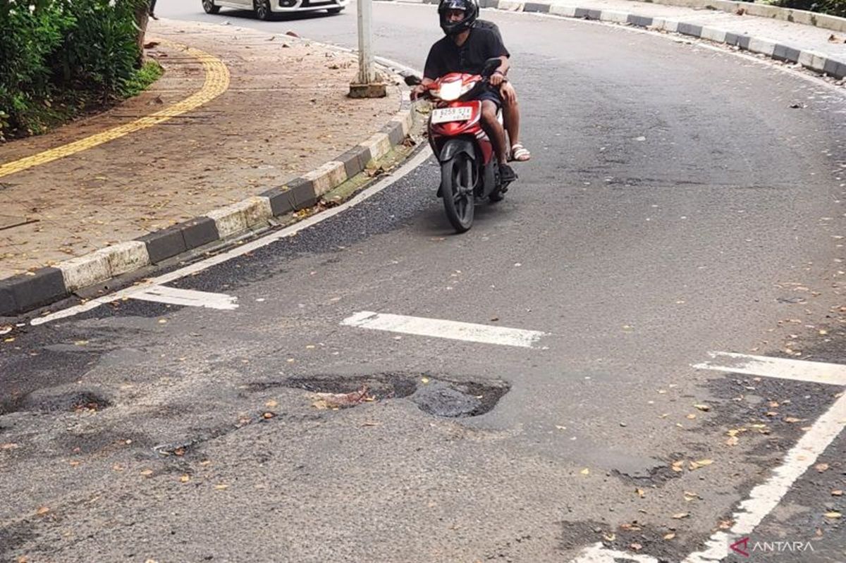 Sepanjang 53,81 Km Jalan di Wilayah Jakarta Selatan Mengalami Kerusakan Sejak 2024