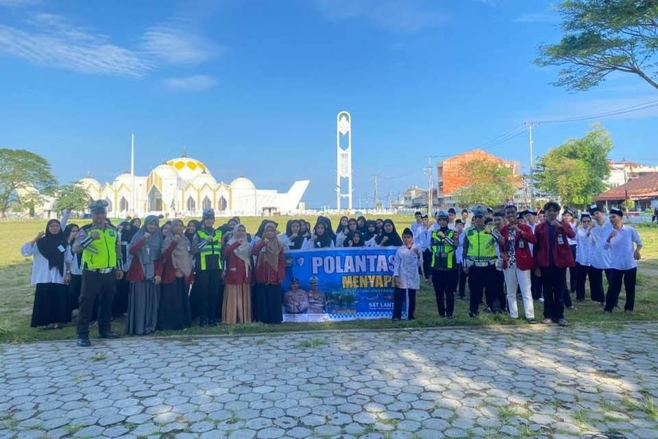 Satlantas Polres Selayar Gencarkan Edukasi Tertib Lalu Lintas Lewat Polantas Menyapa