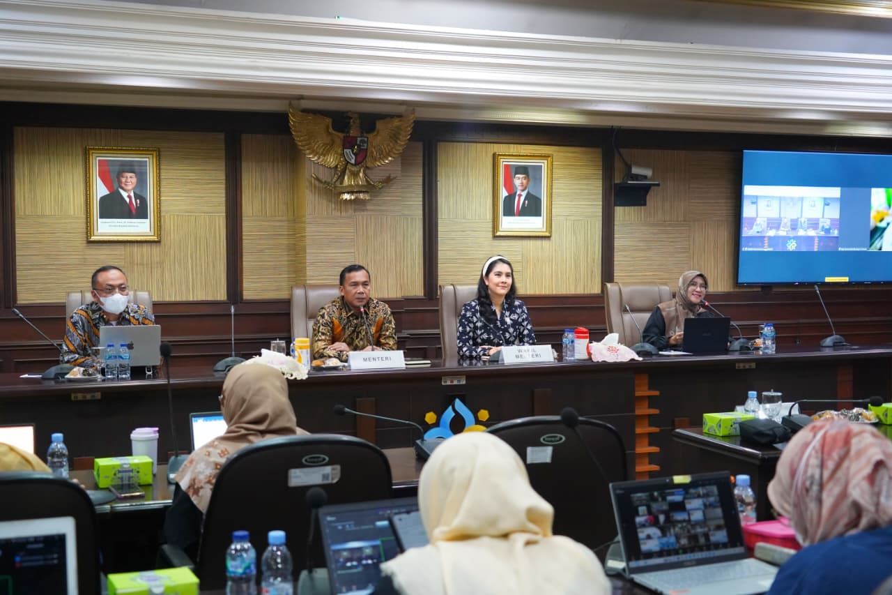 Menteri Wihaji Buka Pelayanan KB Serentak Awal Tahun 2026 di Wilayah Prioritas