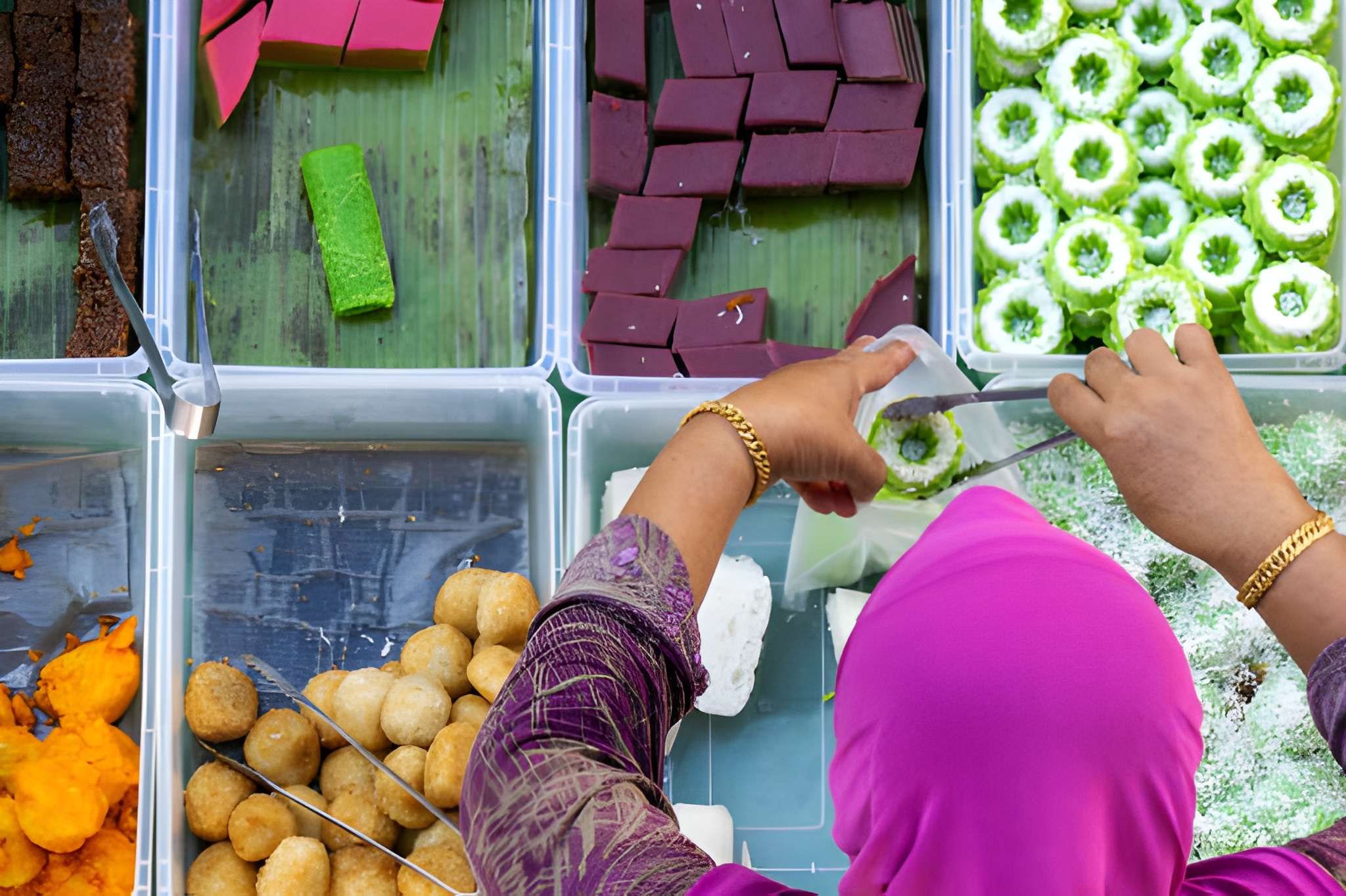 Jelang Pasar Ramadan di Berau, Masjid Agung Baitul Hikmah Tambah Tenda dari Surabaya demi Akomodir UMKM