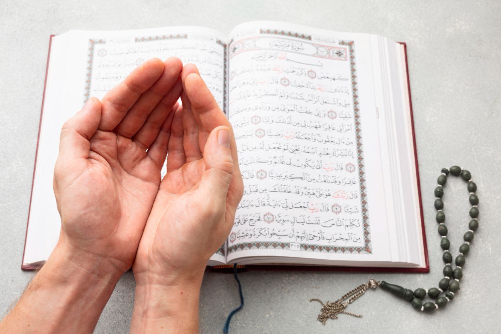 Lafaz Astaghfirullahaladzim dalam Bahasa Arab dan Keutamaannya