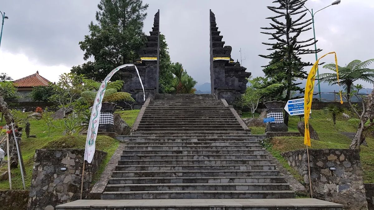 Bosan ke Puncak? Ini 5 Spot Valentine Tersembunyi di Bogor yang Super Romantis!