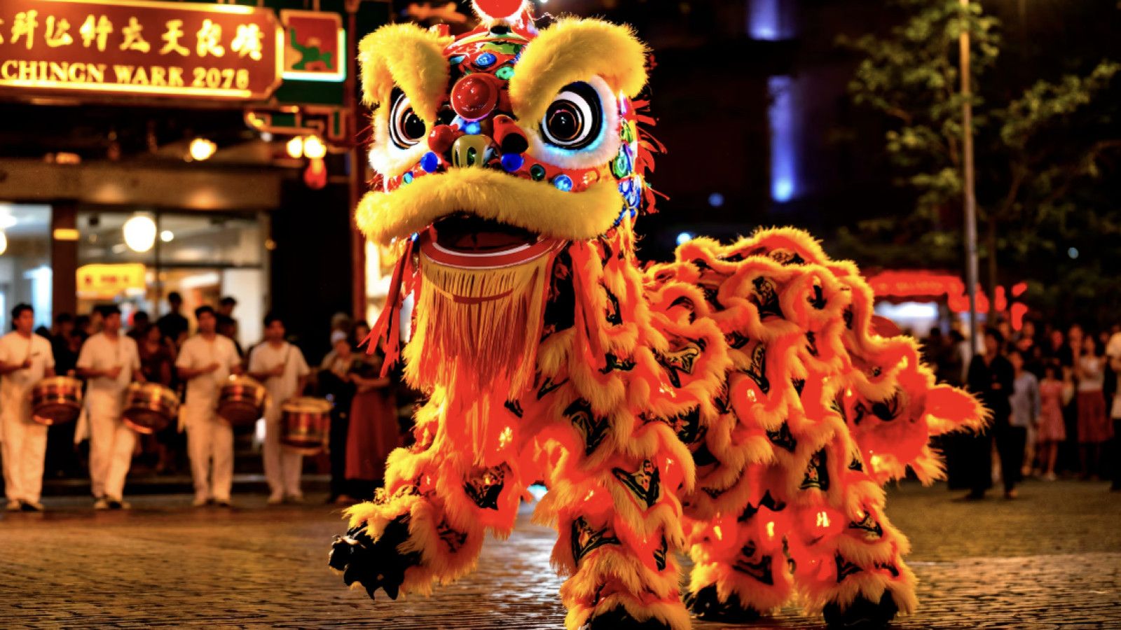 Menyelami Makna Tarian Barongsai dalam Perayaan Imlek