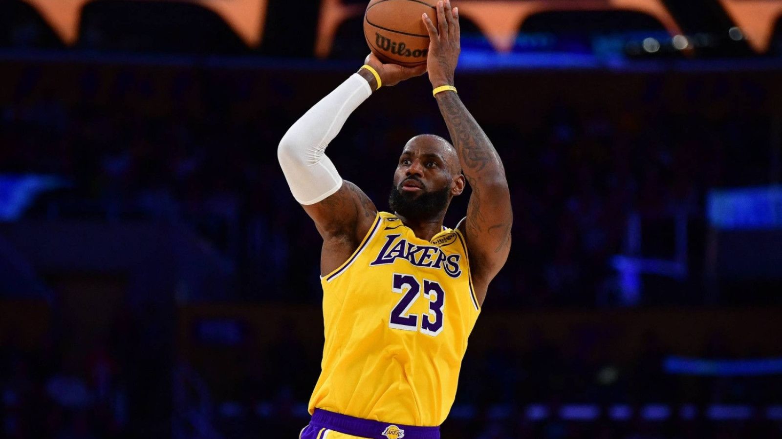 LeBron James Kembali ke All-Star di Usia 41, Terus Pecahkan Rekor