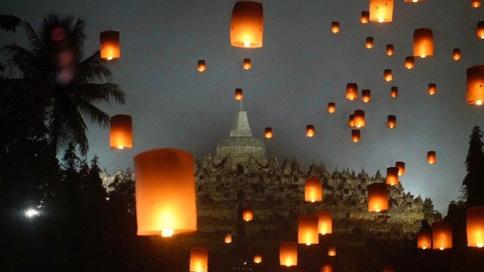 Rayakan Imlek 2026 di Candi Borobudur dan Prambanan: Tiket Spesial dan Acara Budaya Menarik