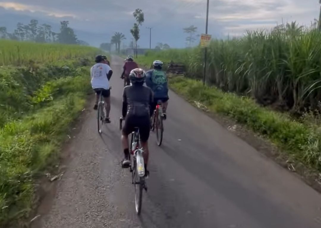 Anak Muda Malang Pilih Hidup Sehat, Tren Gowes Rame Rame Makin Ramai