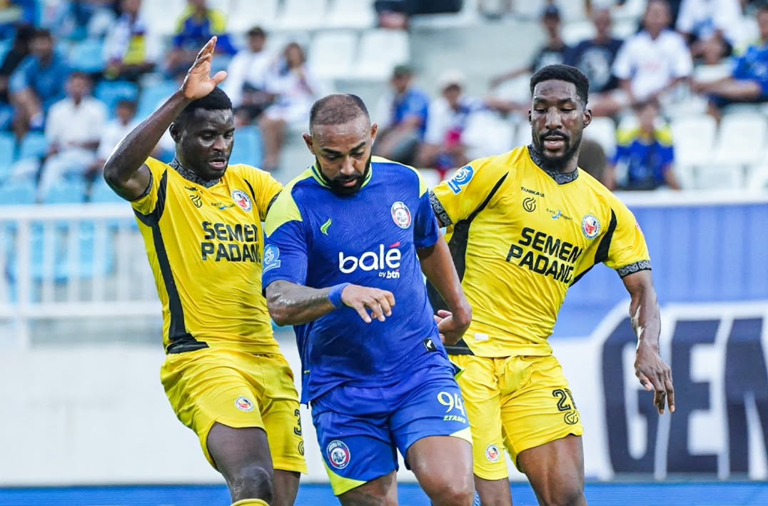 Arema FC Siapkan Full Service untuk Laga Tandang Perdana Ramadhan, Target Tiga Poin di Markas Madura United