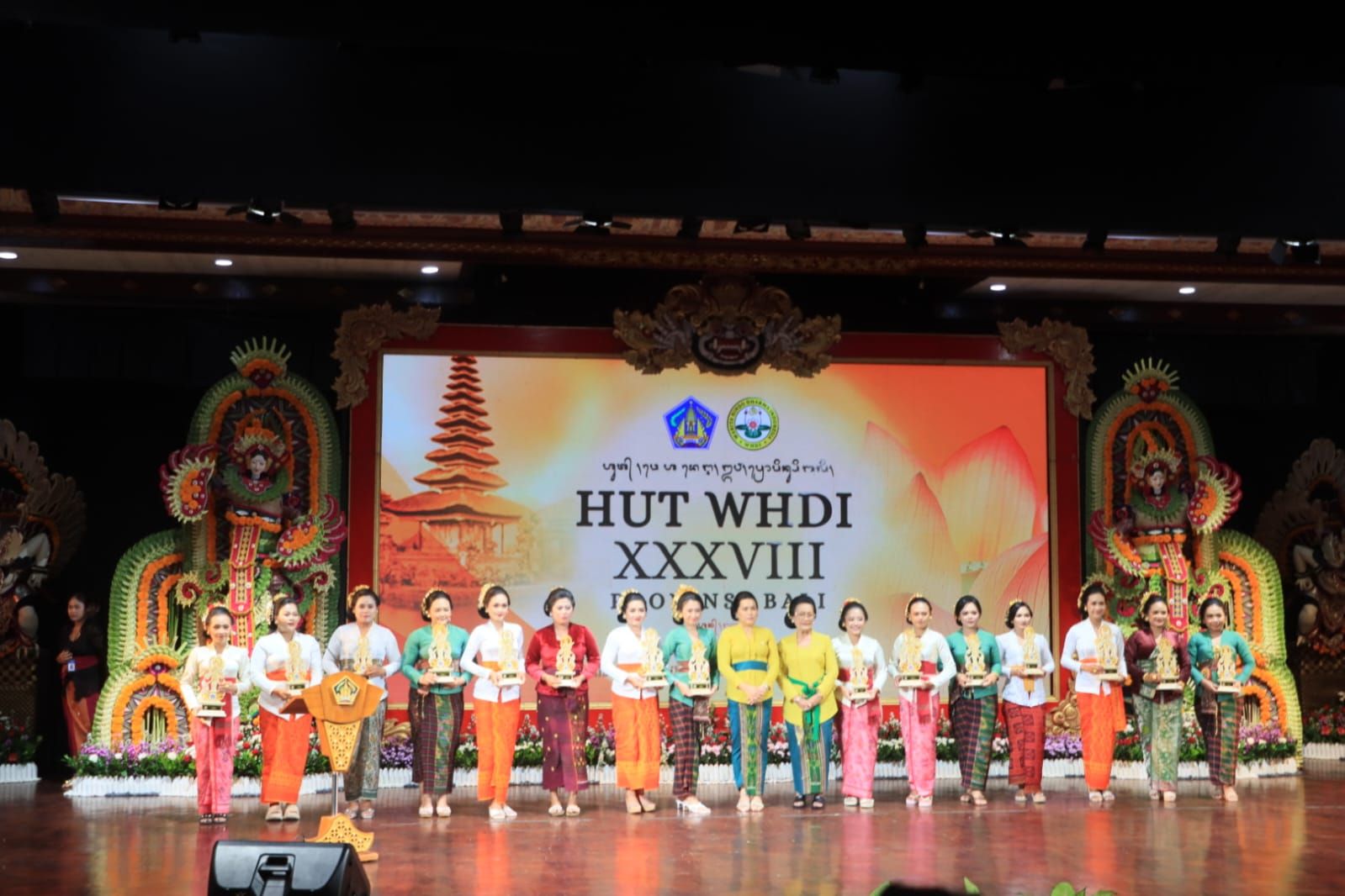 Denpasar Sabet Juara 1 Gebogan di HUT WHDI Bali