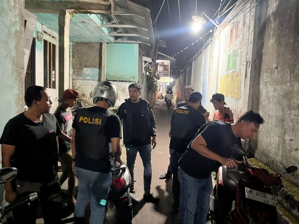 Jelang Ramadan 2026, Satresnarkoba Polresta Pekanbaru Razia Zona Merah Narkoba di Jalan Kampung Dalam