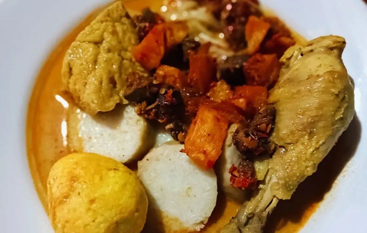 Lontong Cap Go Meh, Hidangan Imlek yang Bikin Perut Kenyang dan Hoki Mengalir