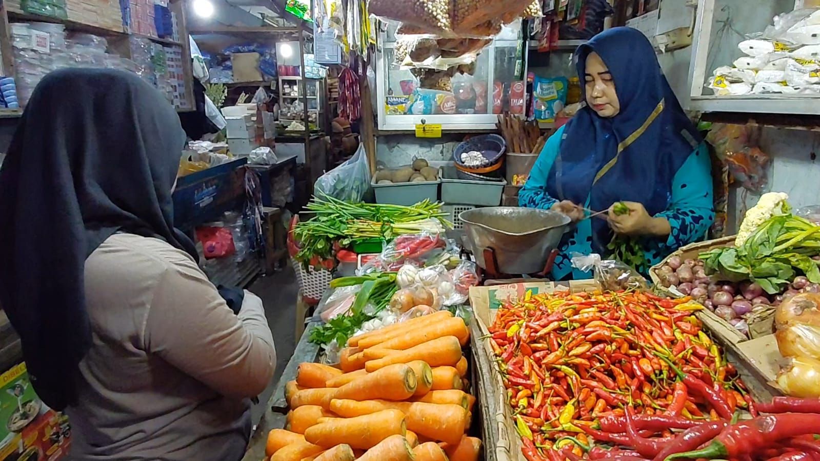 Jelang Ramadan 2026, Harga Bahan Pokok di Jember Melonjak Tajam, Cabai Rawit Tembus Rp120 Ribu per Kilogram