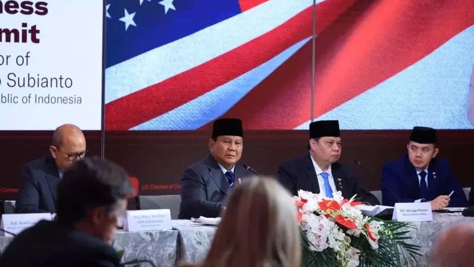 Prabowo Subianto Ungkap Tantangan Ekonomi Indonesia di Depan Investor AS