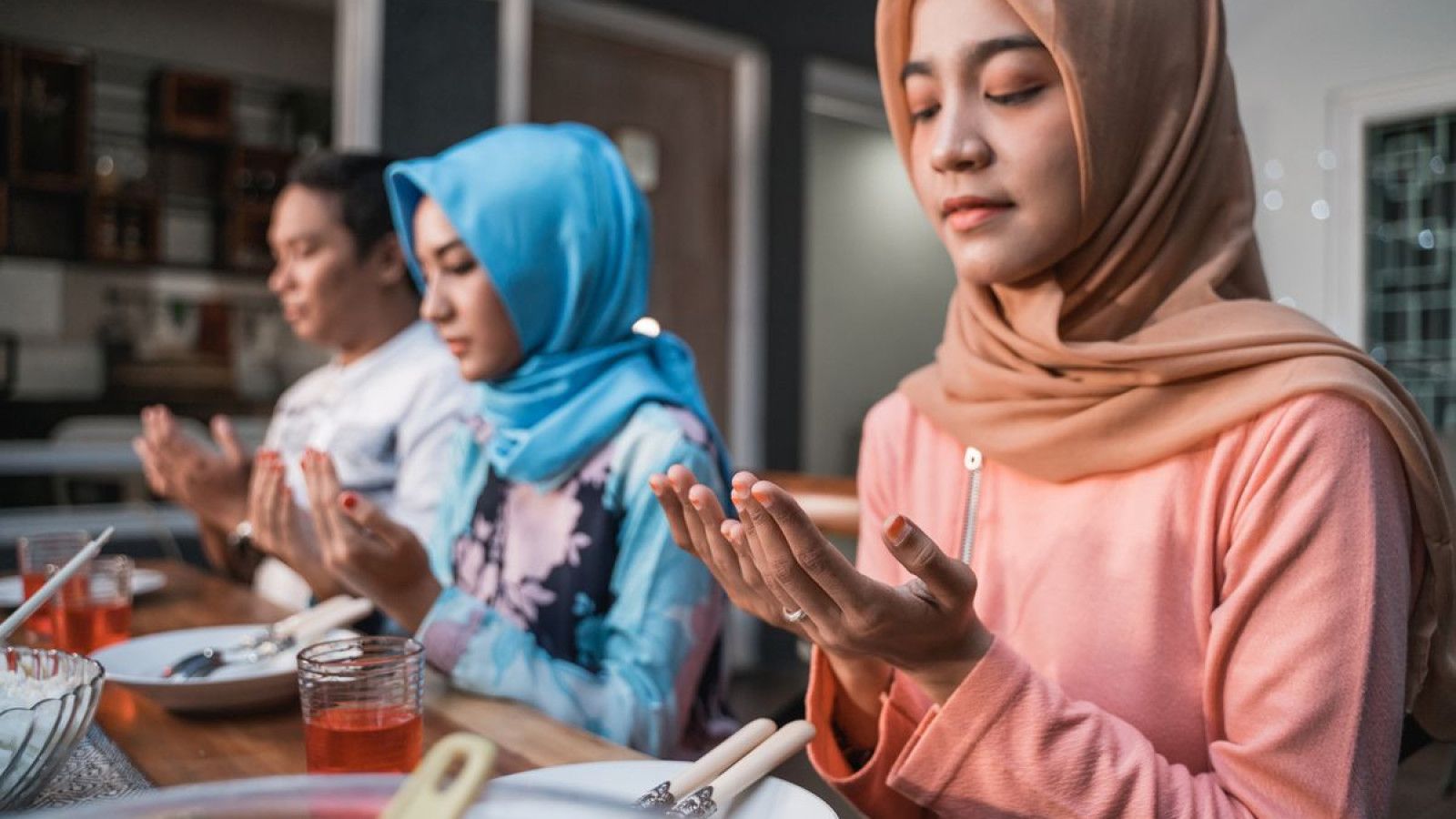 Strategi Hidup Sehat Selama Bulan Puasa untuk Ibadah yang Lebih Optimal
