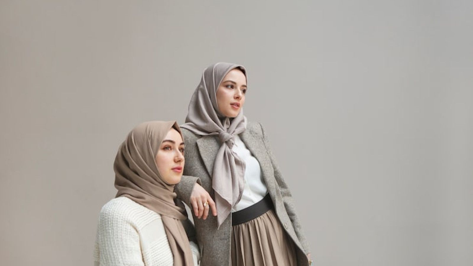 Gaya Busana Sopan dan Modern untuk Menyambut Ramadan