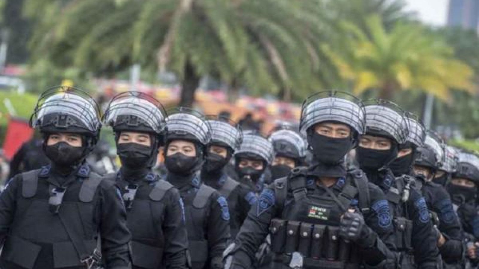 Seruan Perubahan: Anggota DPR Minta Polri Hentikan Penggunaan Brimob dalam Unjuk Rasa