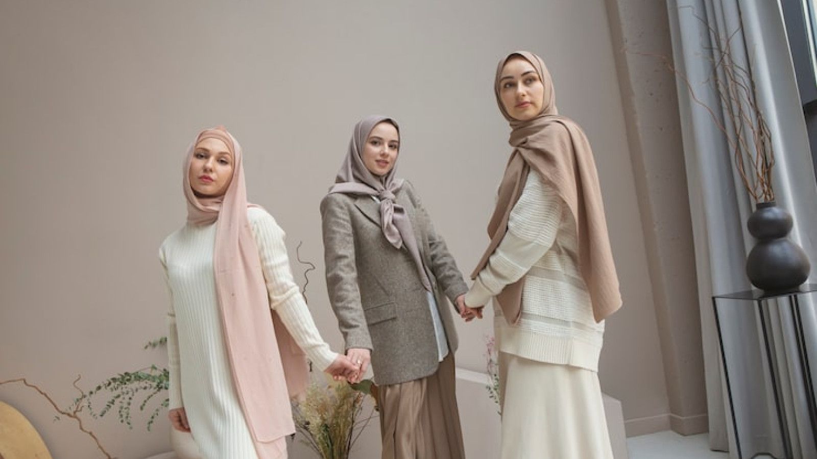 Inspirasi Outfit Modern untuk Merayakan Lebaran