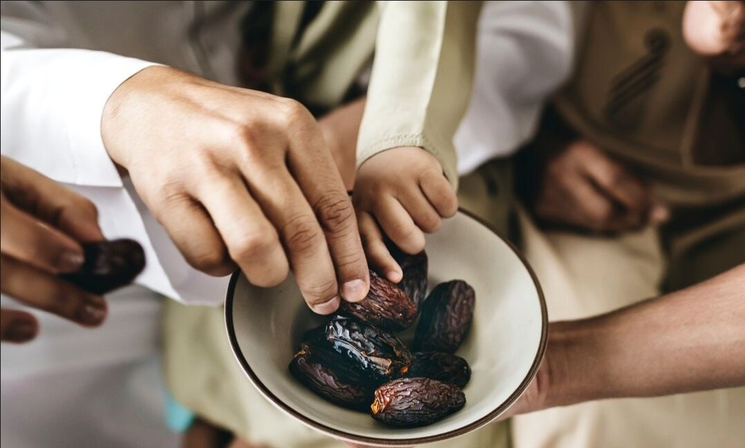Sebelum Menyantap Hidangan Wajib Berdoa Untuk Keberkahan Ramadhan, Berikut Doa Berbuka Puasa Dari Riwayat Abu Daud