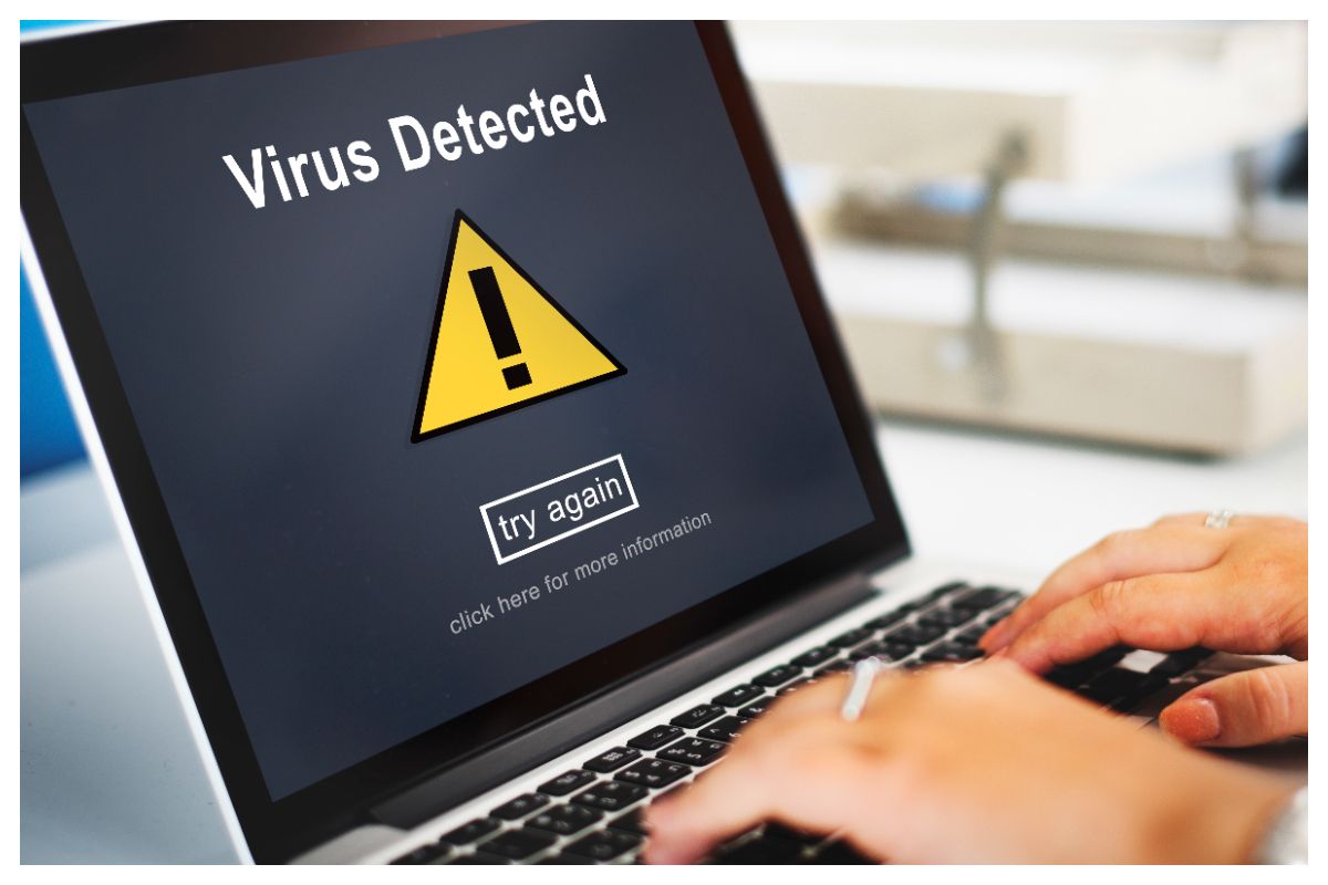 6 Ciri Laptop Kena Virus yang Wajib Kamu Waspadai, Sebelum Data Penting Hilang!