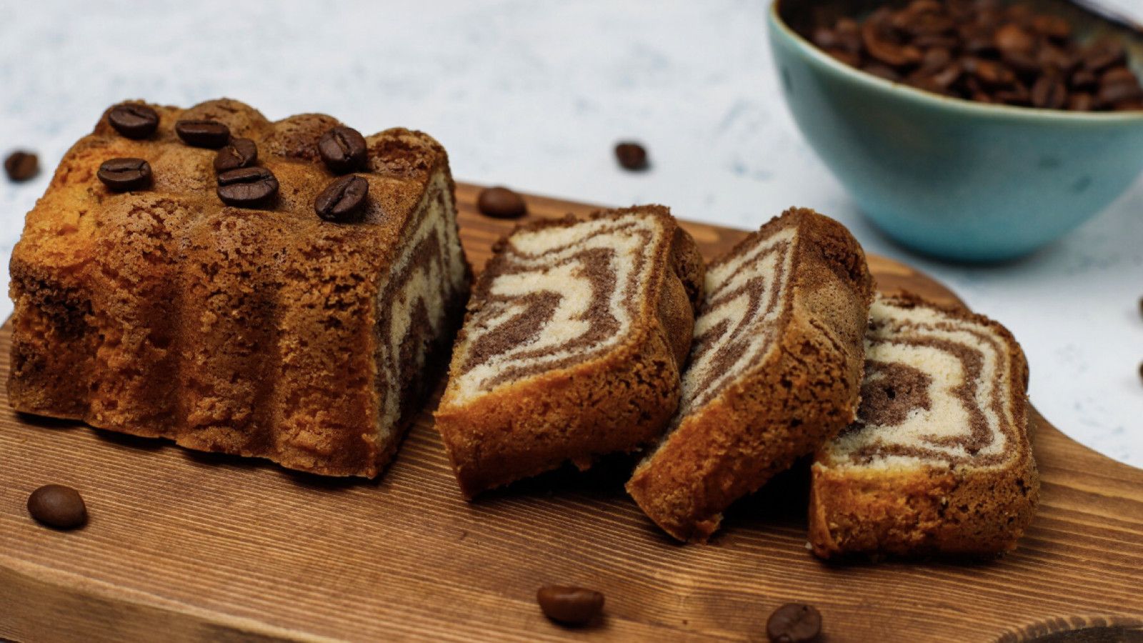 Cara Praktis Membuat Kue Bolu Kukus Cokelat yang Empuk dan Lezat