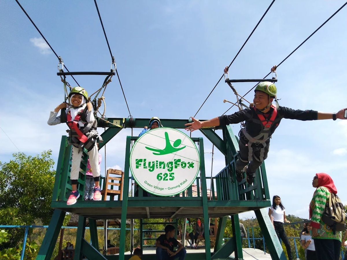 3 Flying Fox Terpanjang dan Ter-Ekstrem di Indonesia, Berani Uji Nyali di Angkasa?