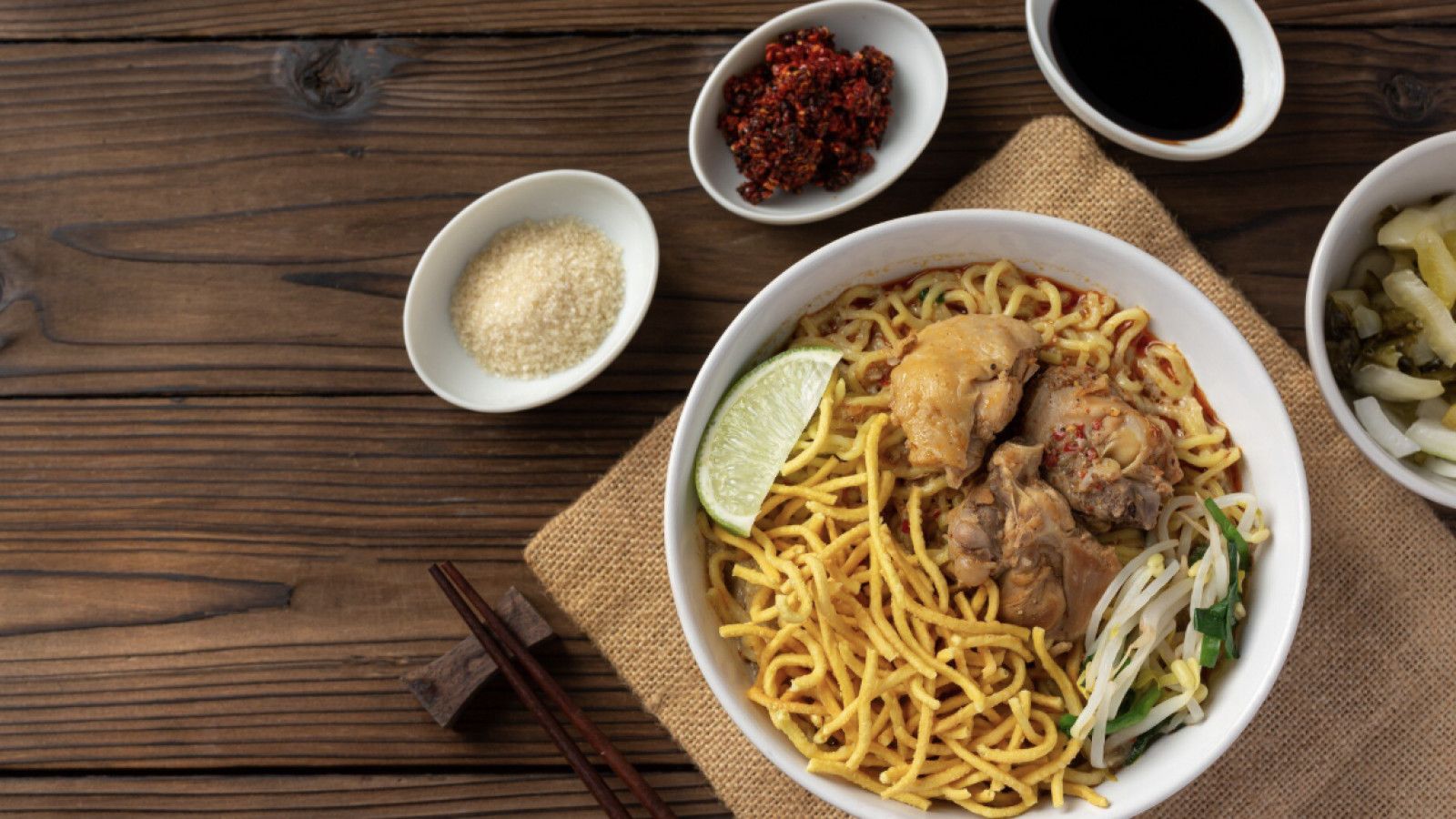 Mie Rebus Singapura: Hidangan Khas Asia Tenggara yang Menggugah Selera