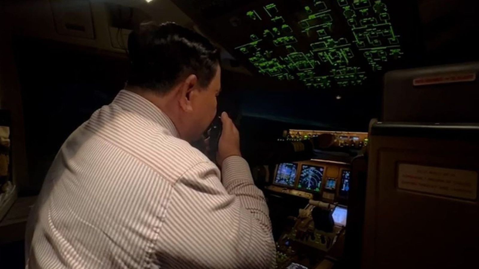 Kedatangan Presiden Prabowo Disambut Hormat di Langit Yordania