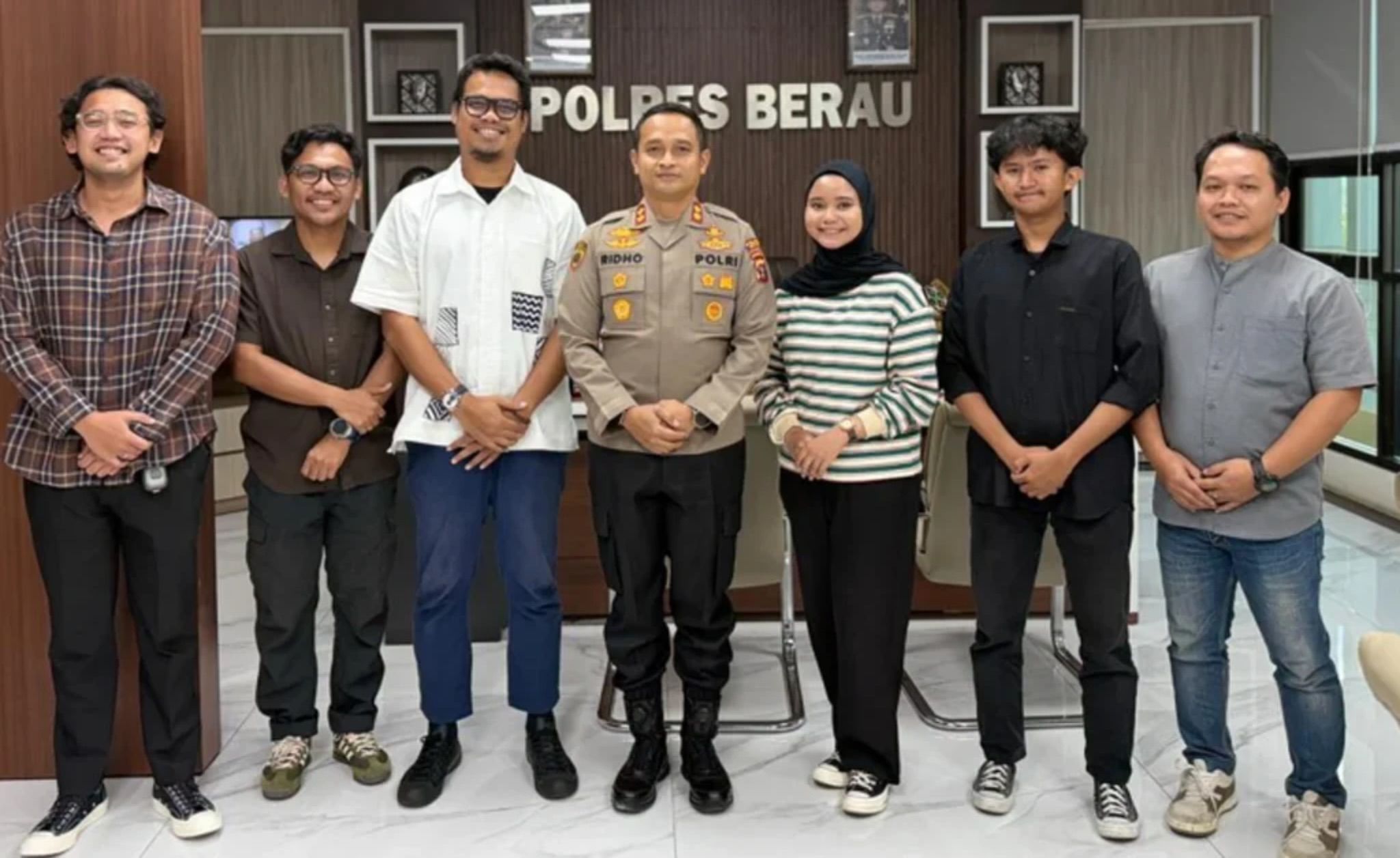 Sambangi Polres Berau, Direktur Berau Terkini: Silaturahmi Mitra Kerja Adalah Agenda Rutin Kami