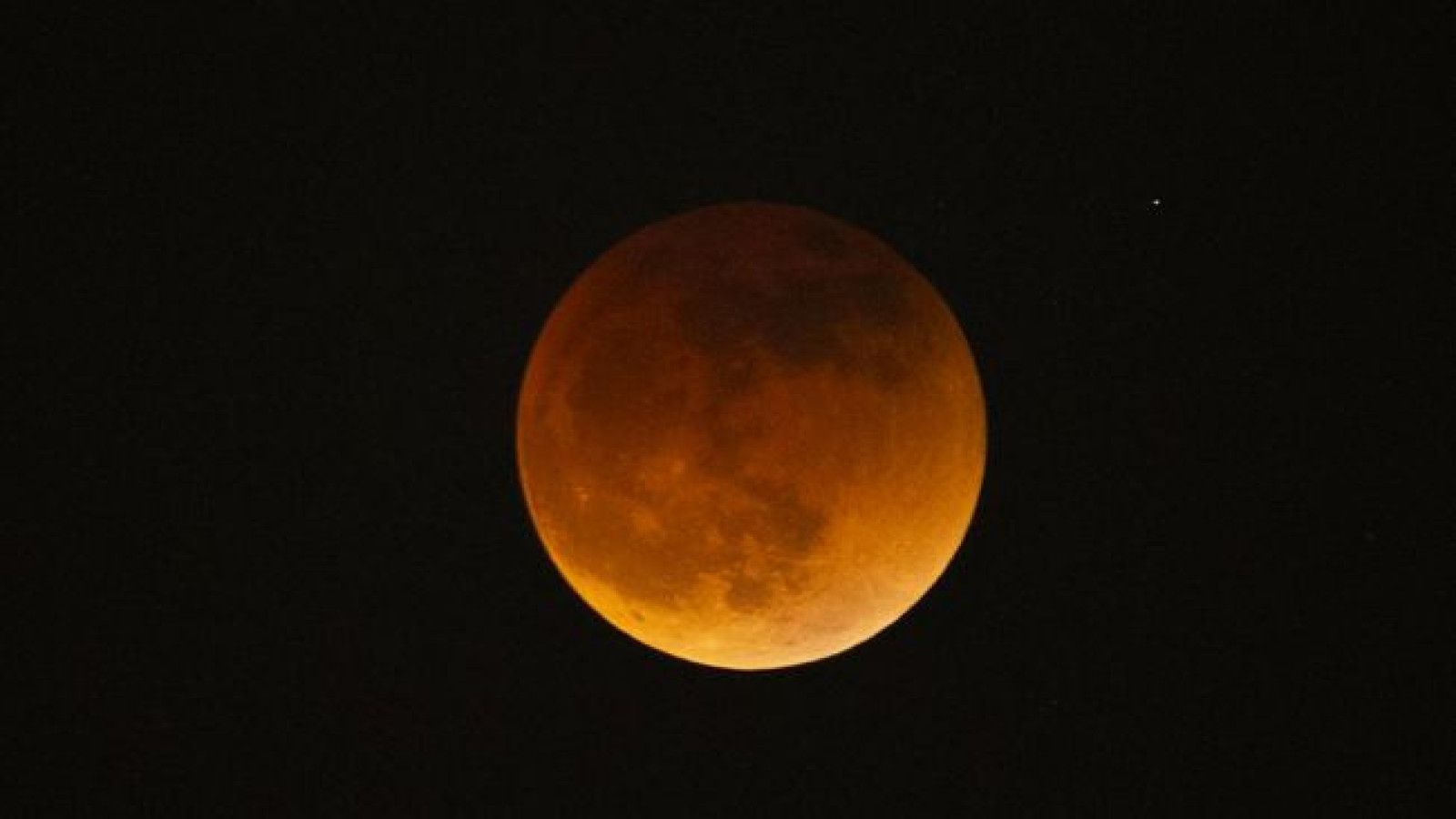 Mengungkap Fenomena Gerhana Bulan Total pada 3 Maret 2026