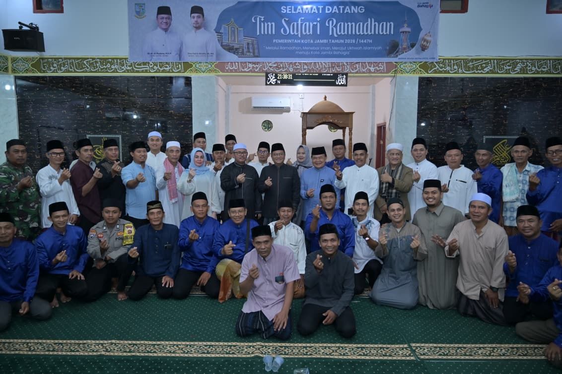 Perkuat Karakter Bangsa, Wali Kota Maulana Salurkan Bantuan Internet Gratis di Rumah Ibadah