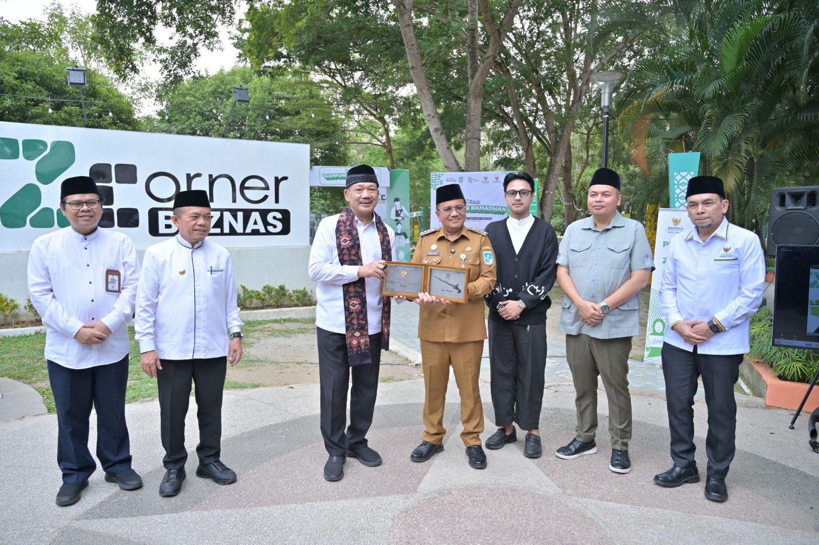Sinergi Pemkot Jambi dan Baznas RI: Program Z Corner Resmi Hadir di Taman Banjuran Budayo