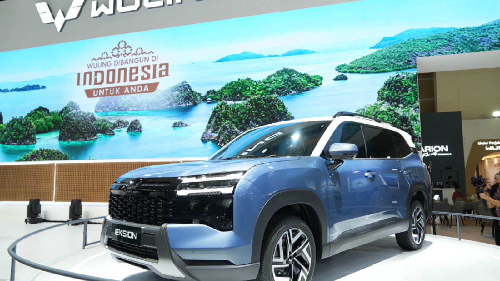 Peluncuran Wuling Eksion: SUV Ramah Lingkungan Hadir di IIMS 2026