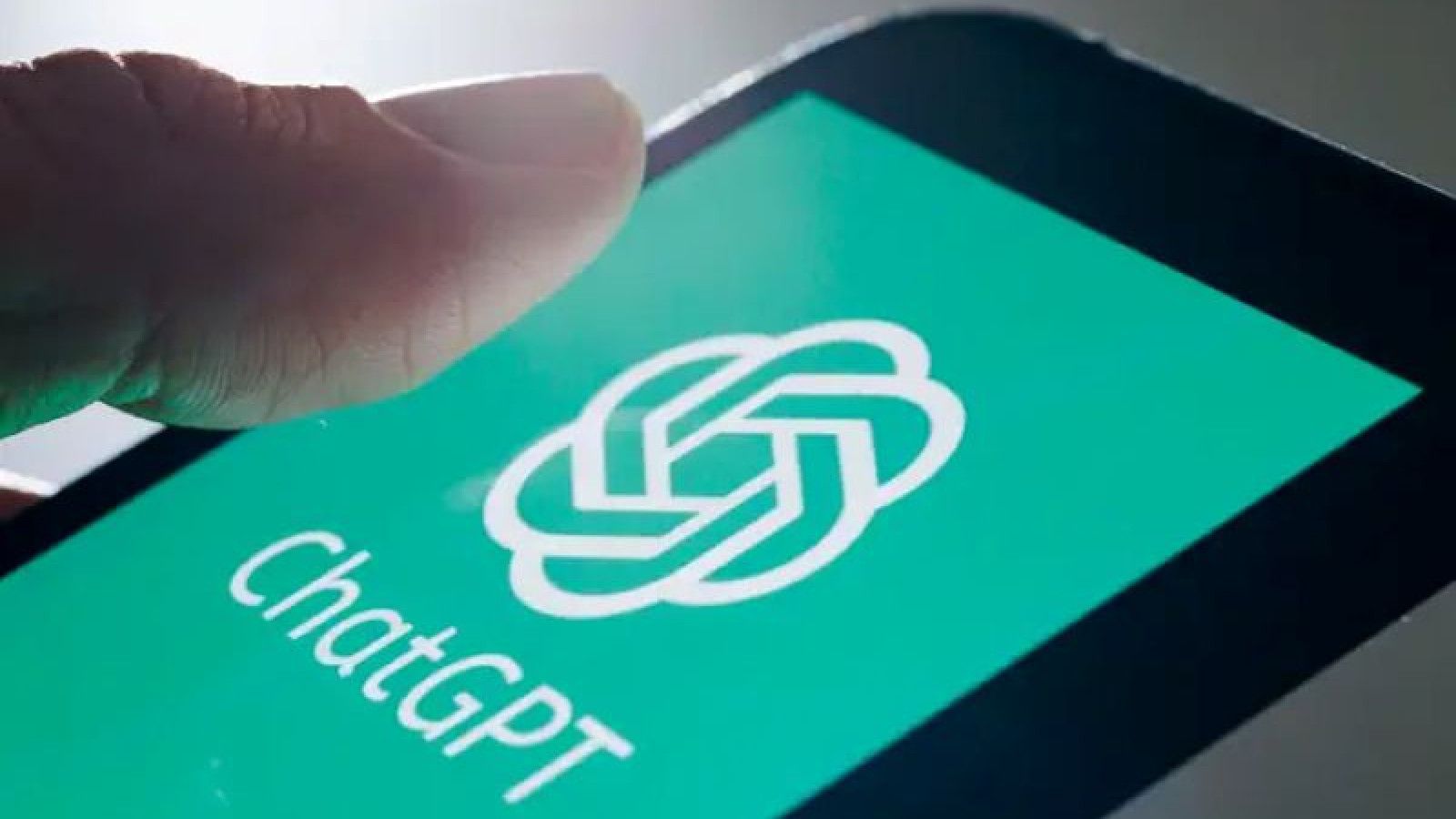 Pengguna Hentikan Penggunaan ChatGPT Usai Kolaborasi OpenAI dan Departemen Pertahanan AS
