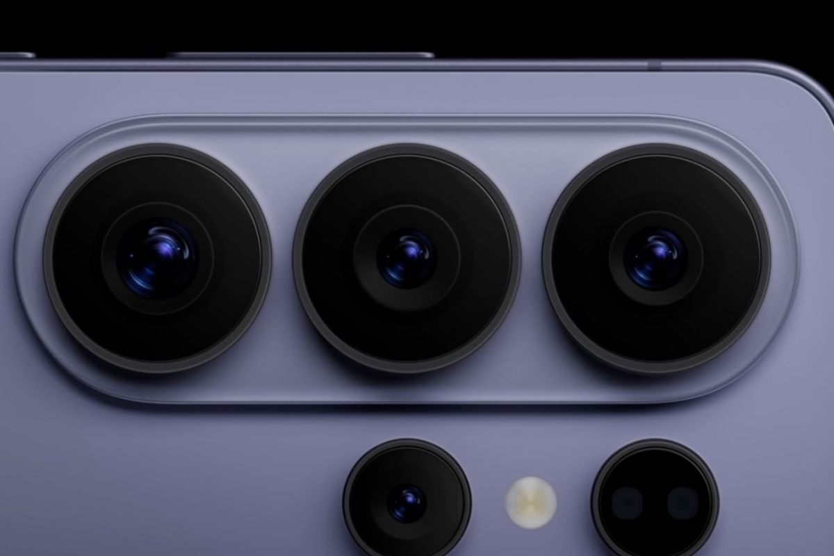 Samsung Galaxy S27 Ultra Dikabarkan Bawa Kamera 200MP Hampir 1 Inci