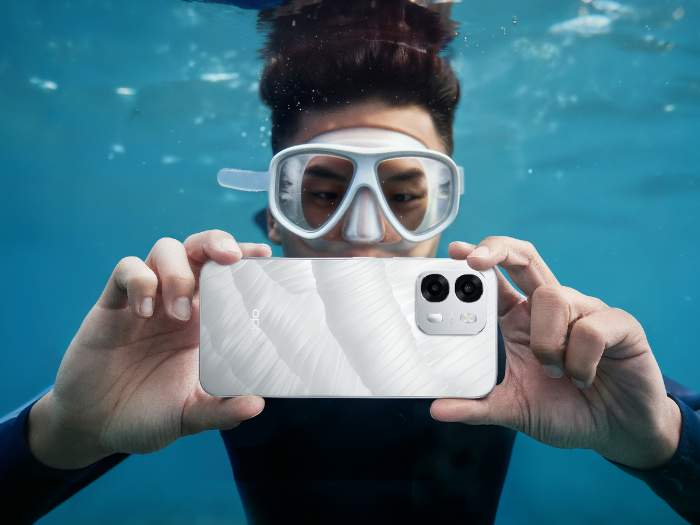 OPPO A6s Pakai Baterai 7000mAh, Bisa Motret Dalam Air