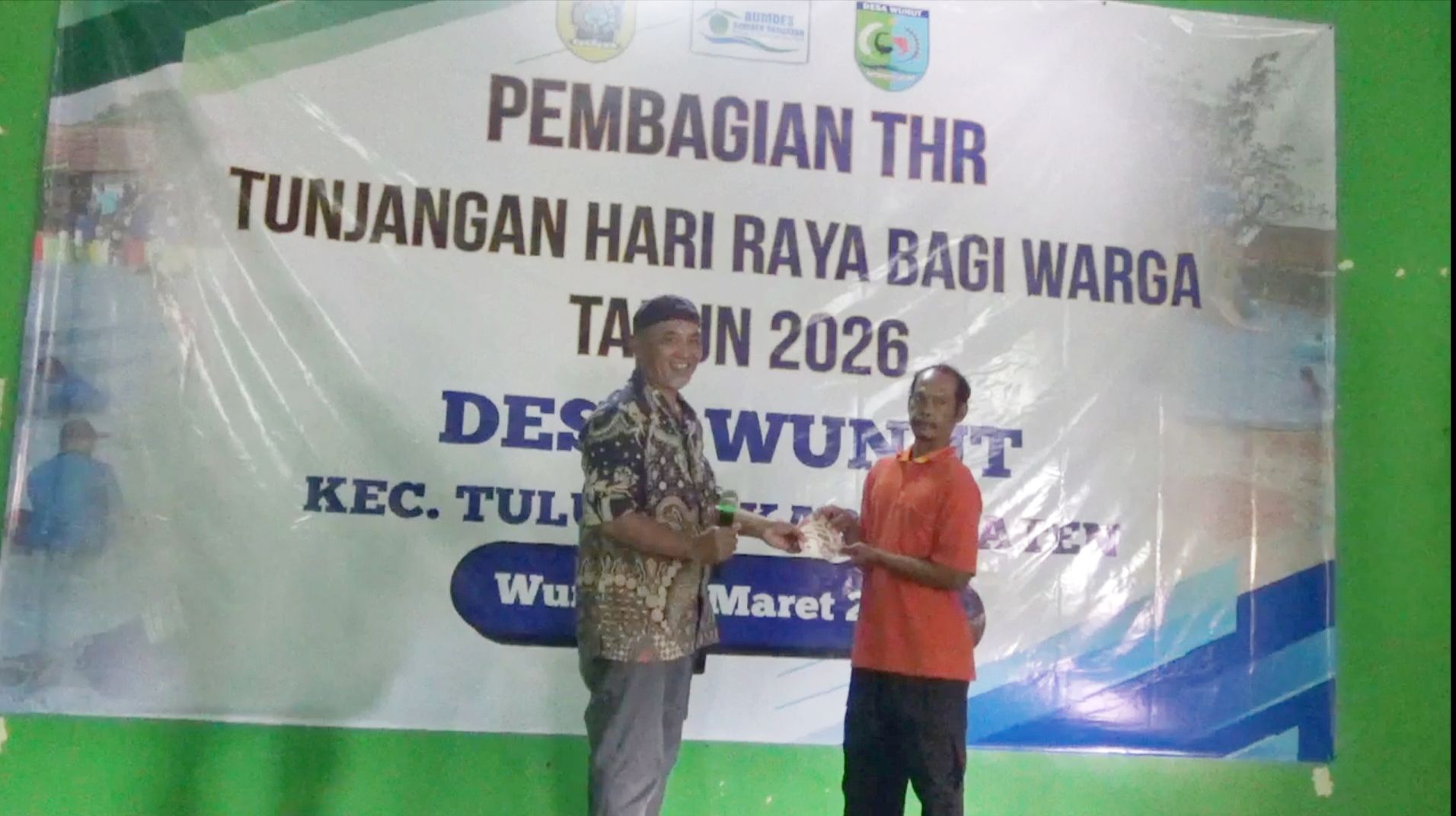 Hore! Ribuan Warga Desa Wunut Dapat THR Rp250 Ribu per Orang dari Keuntungan Bumdes