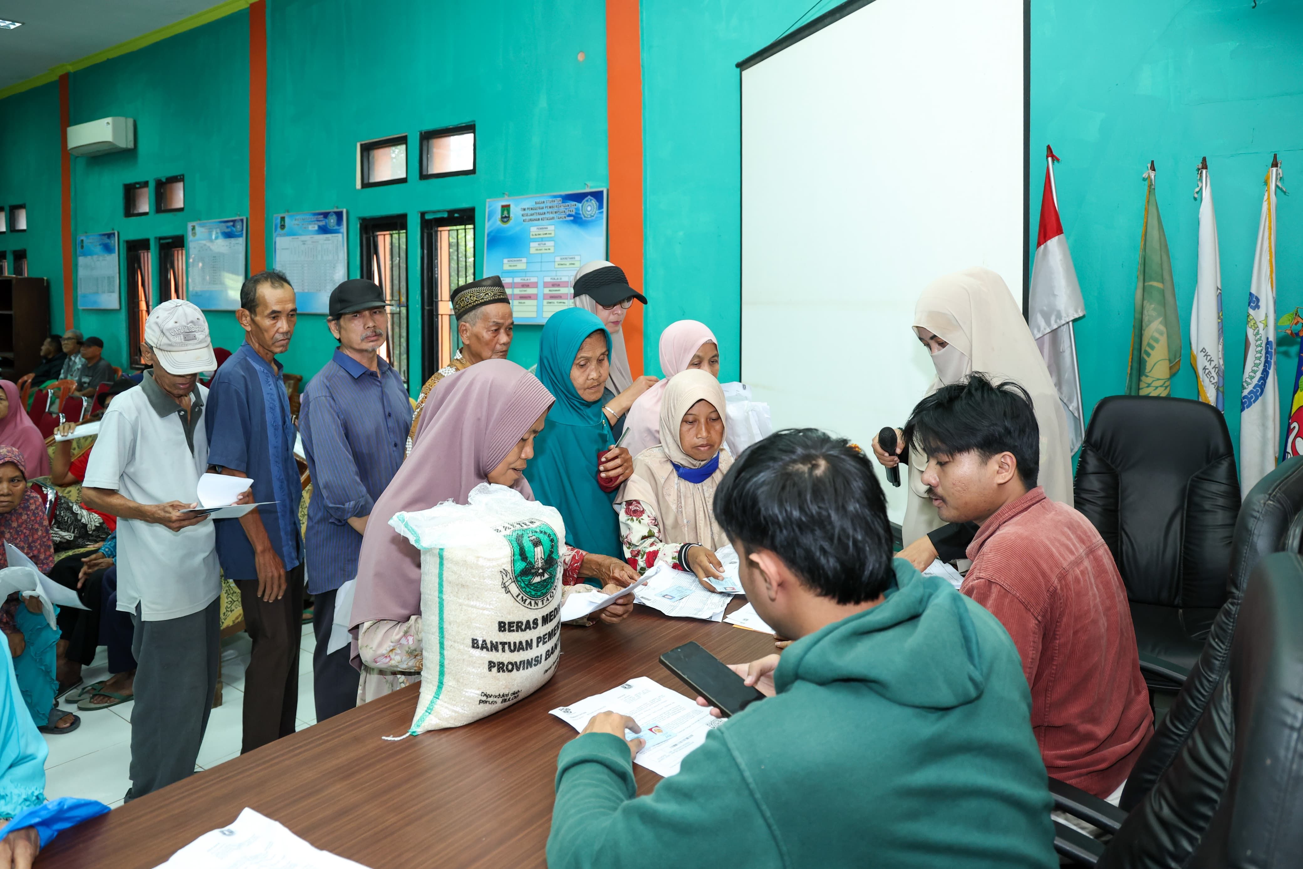Intervensi Kerentanan Pangan Pemerintah Banten Stimulus 59 Ton Beras Dan Ayam Frozen