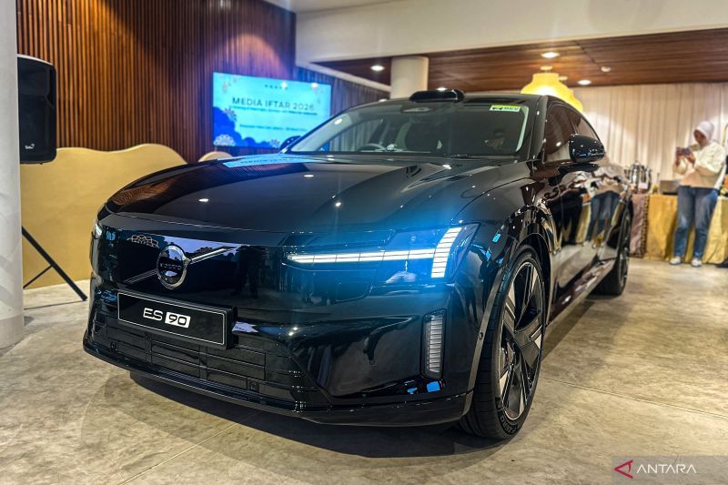 Spesifikasi Sedan Listrik Volvo ES90 Beserta Fiturnya, Berapa Harganya?